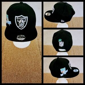 LAS VEGAS RAIDERS NFL FOOTBALL SNAPBACK HAT.